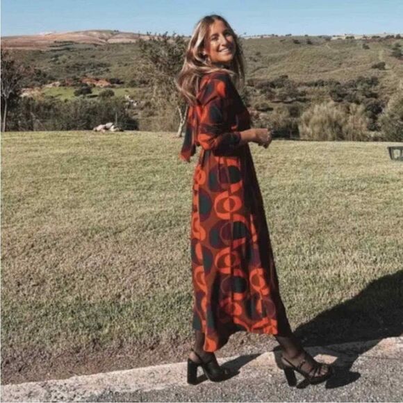 Zara Printer Dress - Picture 4 of 4